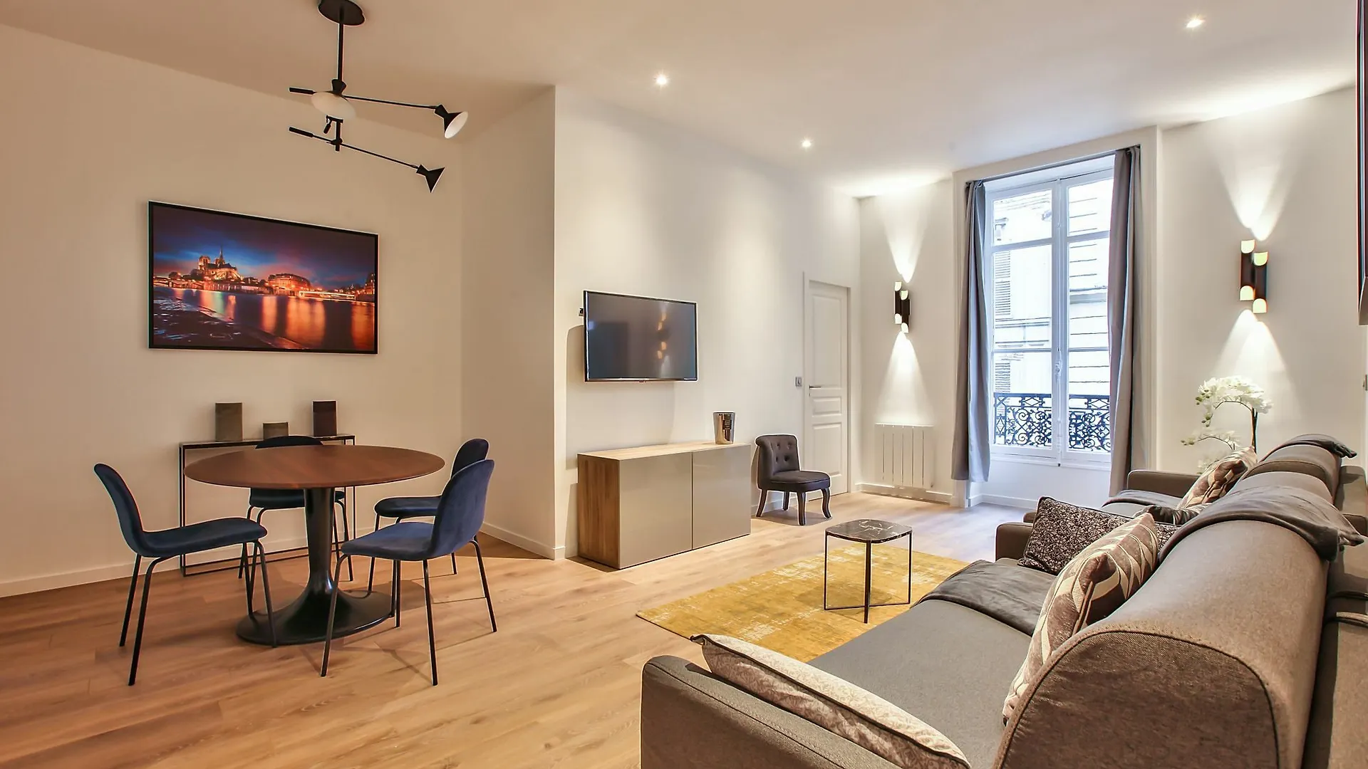 64 - Luxury Flat Champs-elysees 1d Apartment Paris